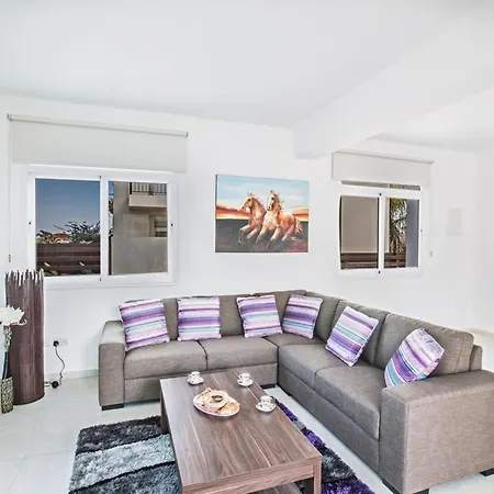 Mesogi, Modern 3bdr Villa, Close To Fig Tree Bay Protaras