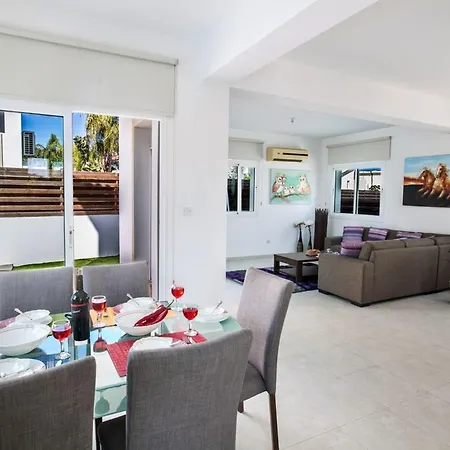 Mesogi, Modern 3bdr Villa, Close To Fig Tree Bay * Protarász
