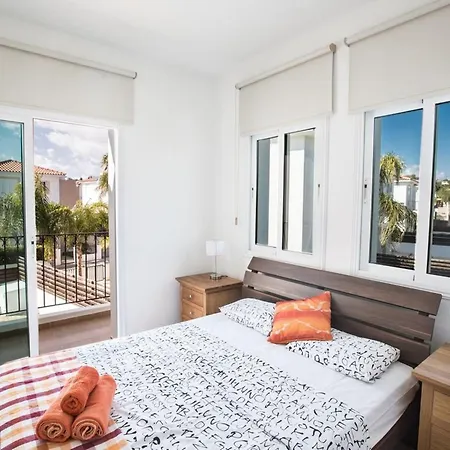 Mesogi, Modern 3bdr Villa, Close To Fig Tree Bay