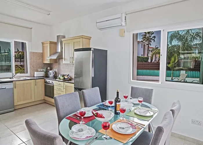 Mesogi, Modern 3bdr Villa, Close To Fig Tree Bay